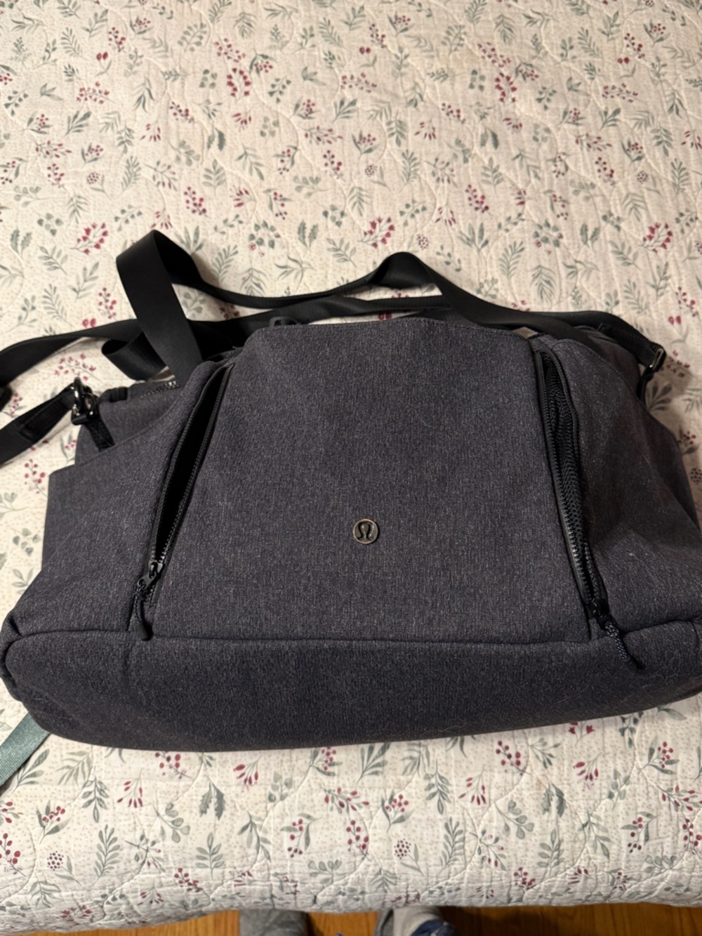 Lululemon duffle bag